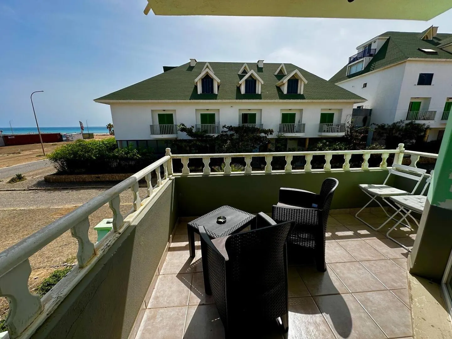 Wind Holiday Apartments - By Bobbywashere Santa Maria 0*,